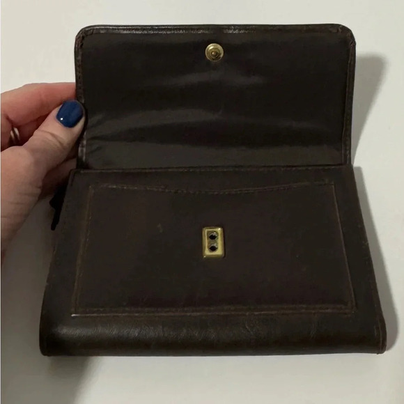 Liz claiborne vintage dark brown wallet - Picture 3 of 7